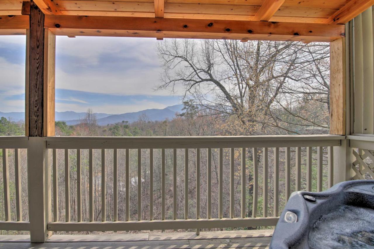 Gatlinburg Cabin With Pool Table And Hot Tub! Luaran gambar