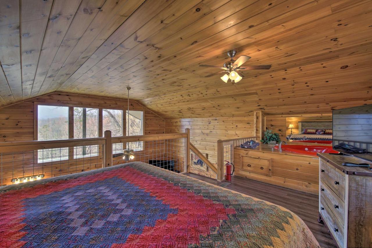 Gatlinburg Cabin With Pool Table And Hot Tub! Luaran gambar